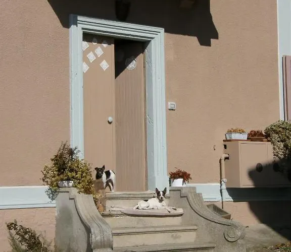 Emilia Oda ve Kahvaltı